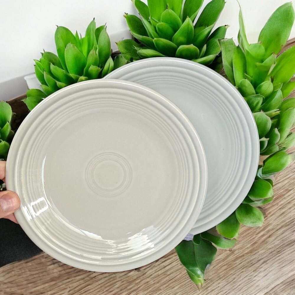 Set of Two BISTRO style SALAD PLATE Gray ? HOMER LAUGHLIN FIESTA 7 1/4"